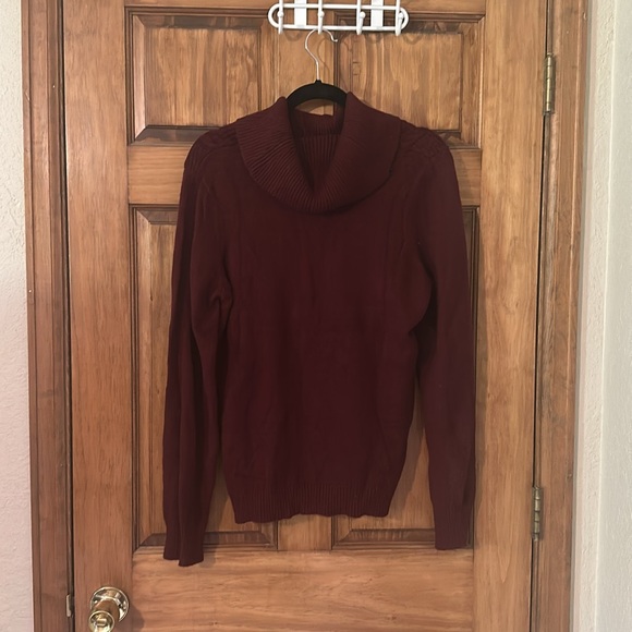 Evolution maroon cable knit cowl neck sweater size Medium - Picture 3 of 5